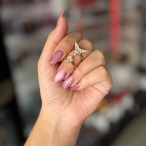 Anillos decorativos para uñas